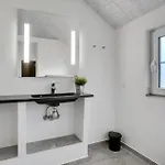 Six-bedroom In 別荘 *