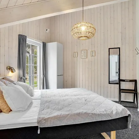 Feriehus 6 Værelses Lækker Bolig I Blåvand