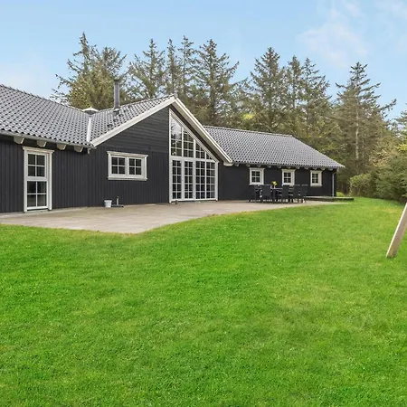6 Værelses Lækker Bolig I Blåvand Feriehus *